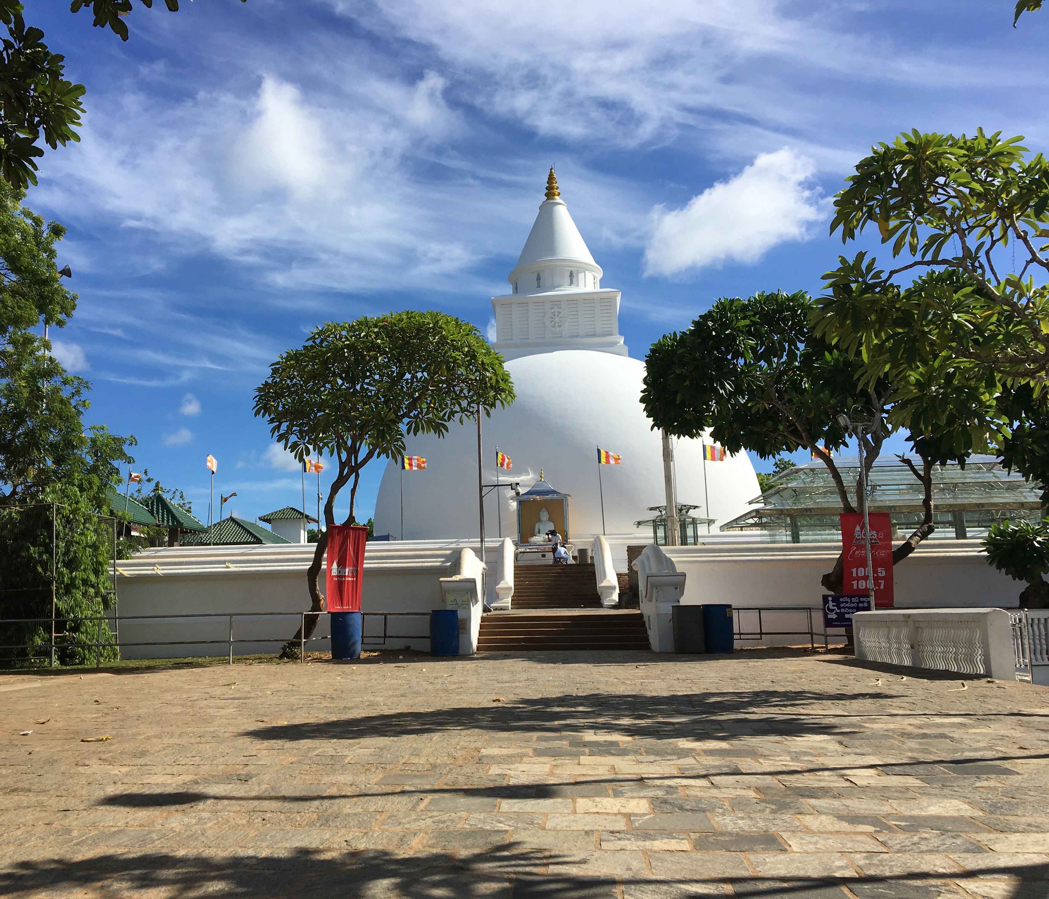 Kiri Vehera - All You Need to Know